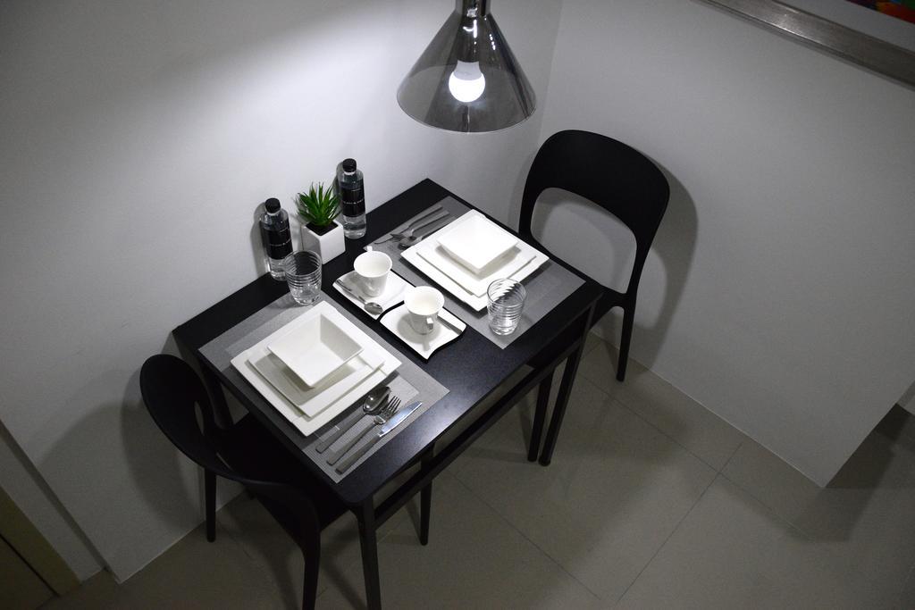 Jazz Makati Luxury Apartment Manila Bagian luar foto