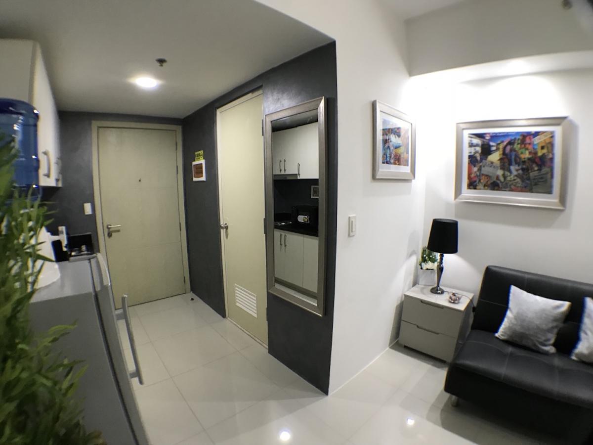 Jazz Makati Luxury Apartment Manila Bagian luar foto